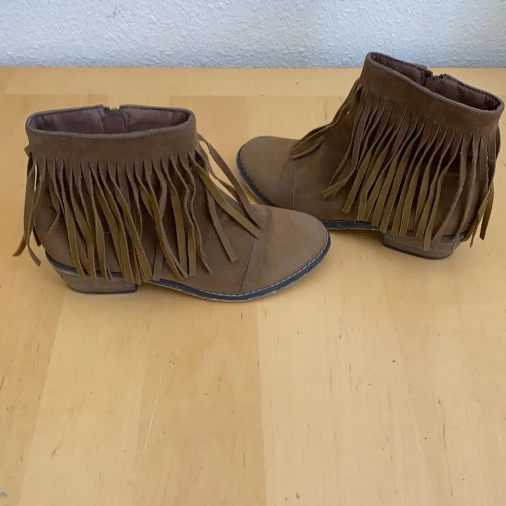 Suede Fringe Brown Booties - Picture 3 of 7